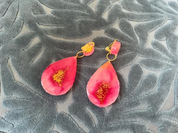 Pink & Red Water Drop Clip-on Earrings – Handmade Glow-in-the-Dark Jewelry - Image 7