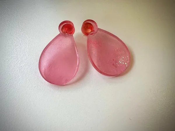 Pink & Red Water Drop Clip-on Earrings – Handmade Glow-in-the-Dark Jewelry - Image 3